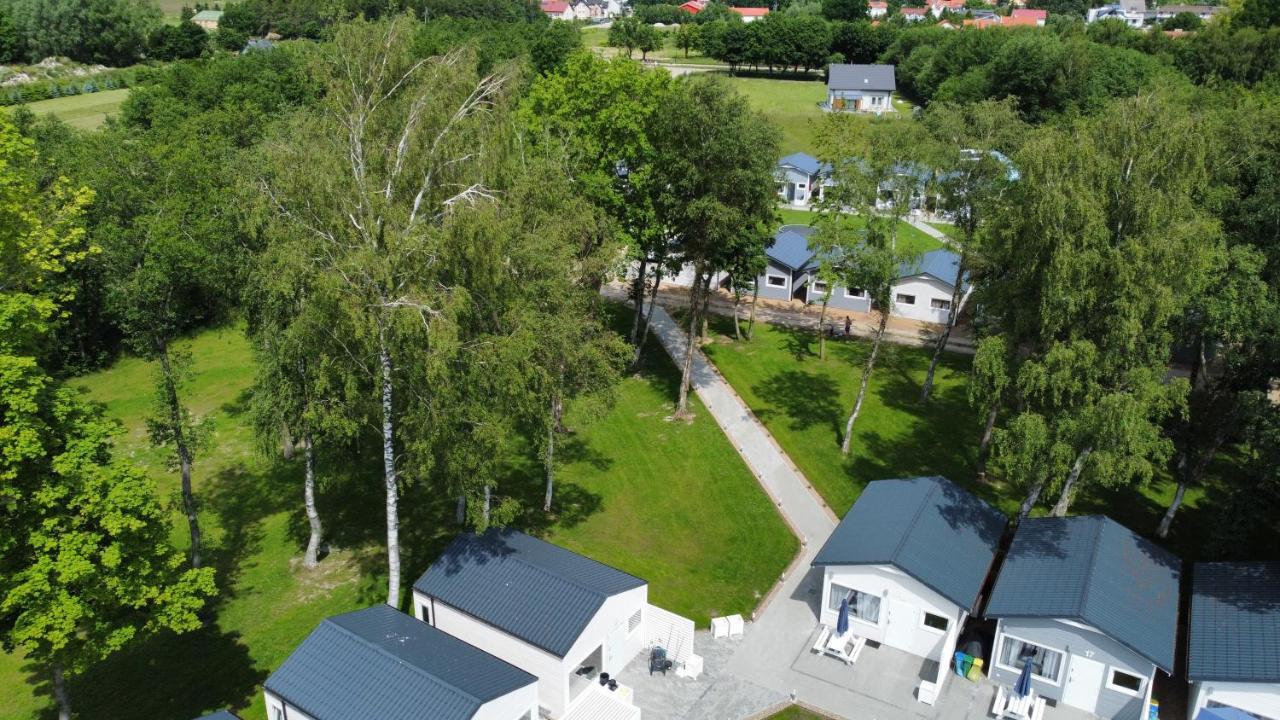 Lumi Resort Domki Letniskowe Z Podgrzewanym Basenem Rewal Kültér fotó