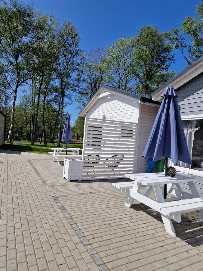 Lumi Resort Domki Letniskowe Z Podgrzewanym Basenem Rewal Kültér fotó