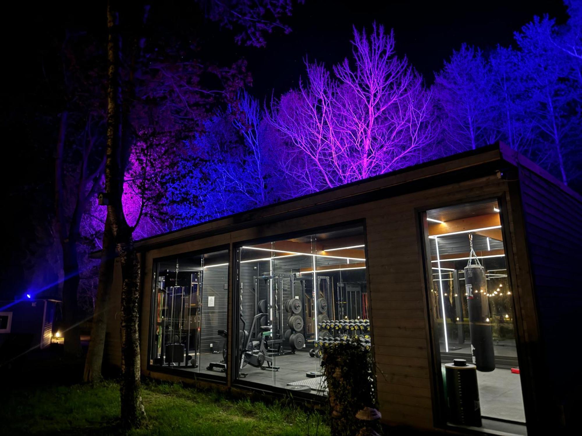Lumi Resort Domki Letniskowe Z Podgrzewanym Basenem Rewal Kültér fotó
