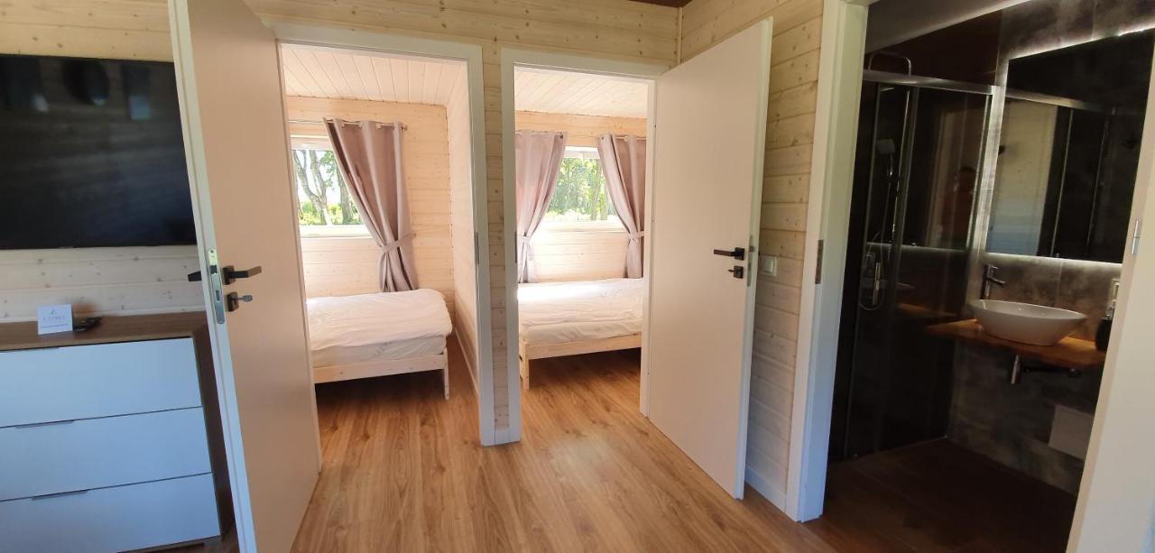 Lumi Resort Domki Letniskowe Z Podgrzewanym Basenem Rewal Kültér fotó